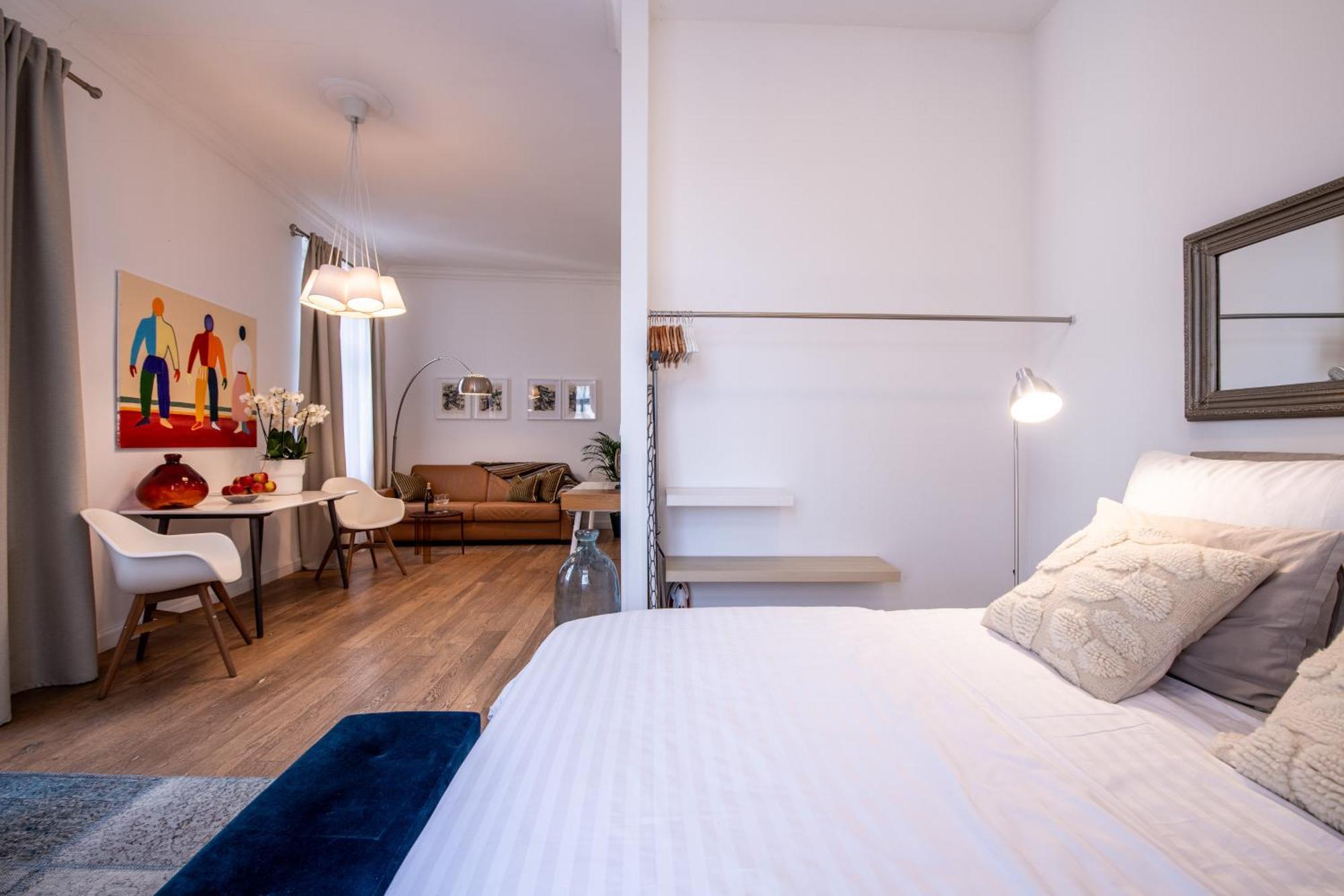 Modern Downtown Apt - Renovated, On Ideal Location ปราก ภายนอก รูปภาพ